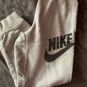 Nike Sweatpants